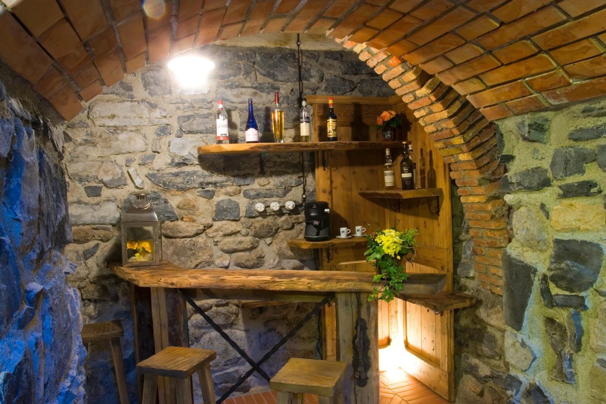 Albergo Ristorante Grigna Mandello del Lario Exteriör bild