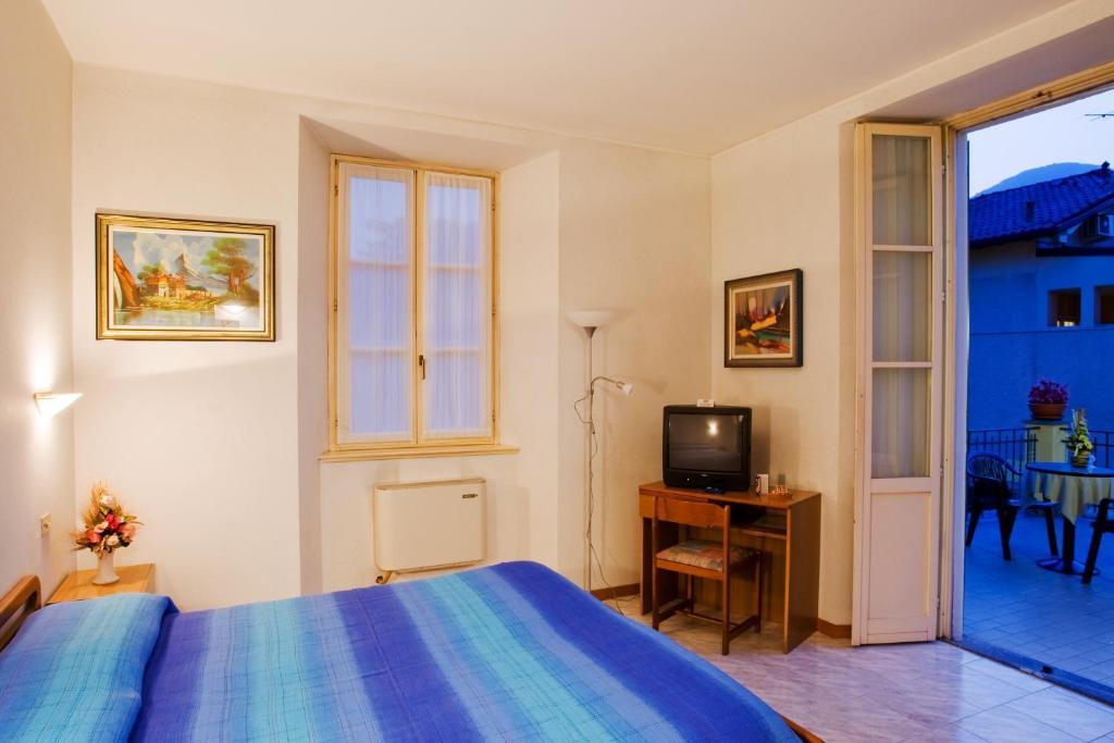 Albergo Ristorante Grigna Mandello del Lario Exteriör bild