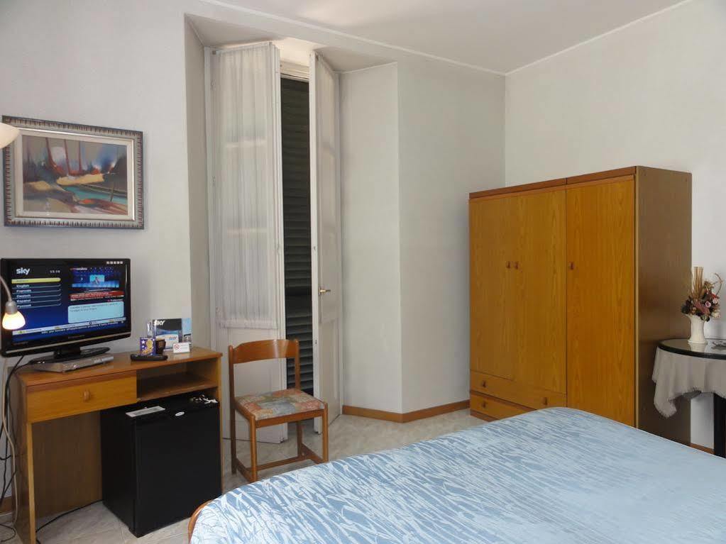 Albergo Ristorante Grigna Mandello del Lario Exteriör bild
